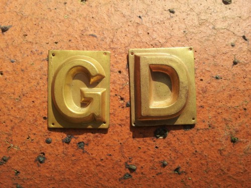 glenboig letter stamps G and D
